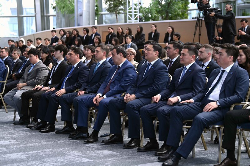 Президент IT саласындағы озық идеялар мемлекеттік жүйеге енгізілуі тиіс екенін айтты