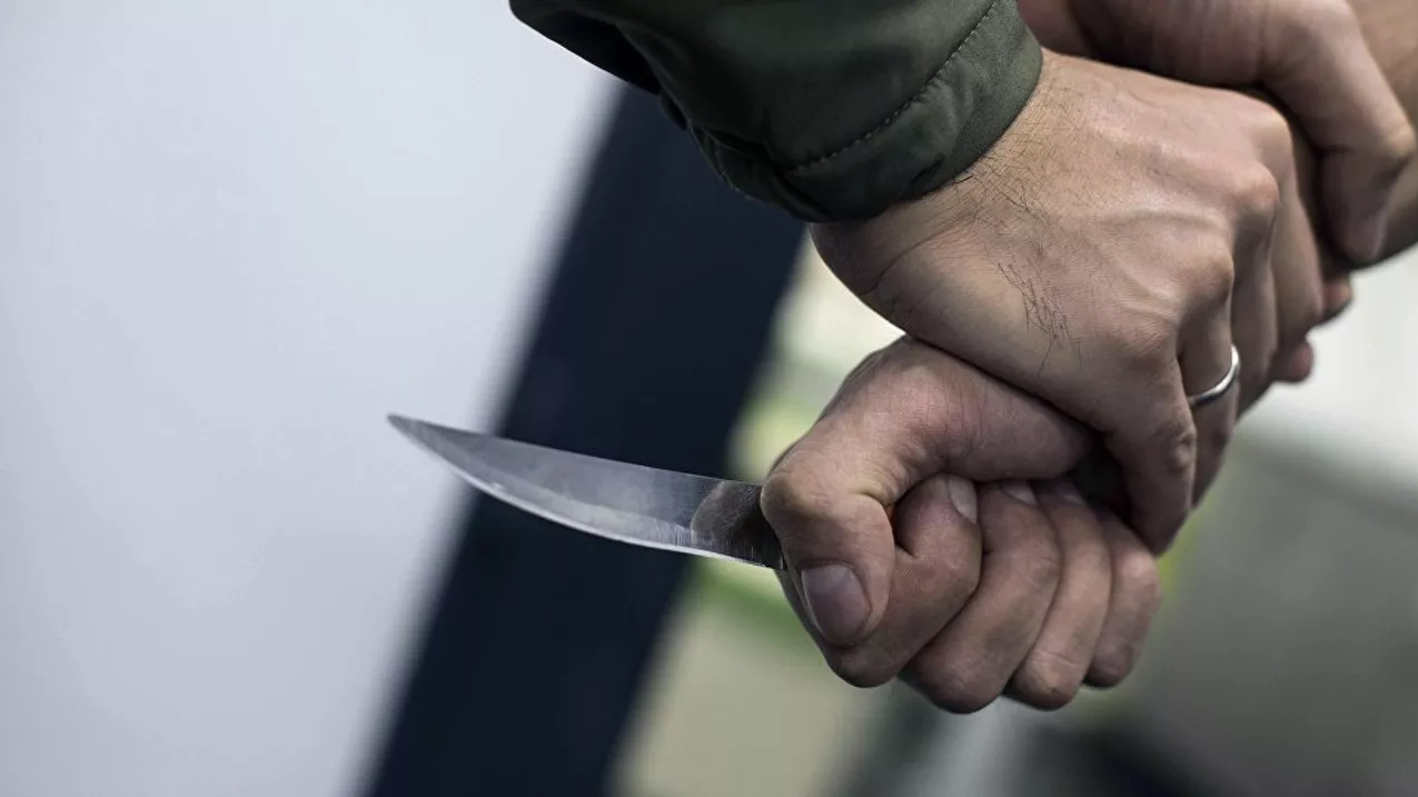 Талғарда тағы да қанды оқиға: Әкесіне Құран бағыштамақ болған жігітті пышақтап кетті