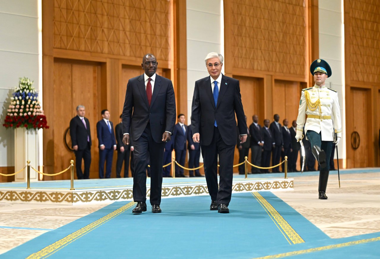 Тәуелсіздік сарайында Кения Президентін ресми қарсы алу рәсімі өтті