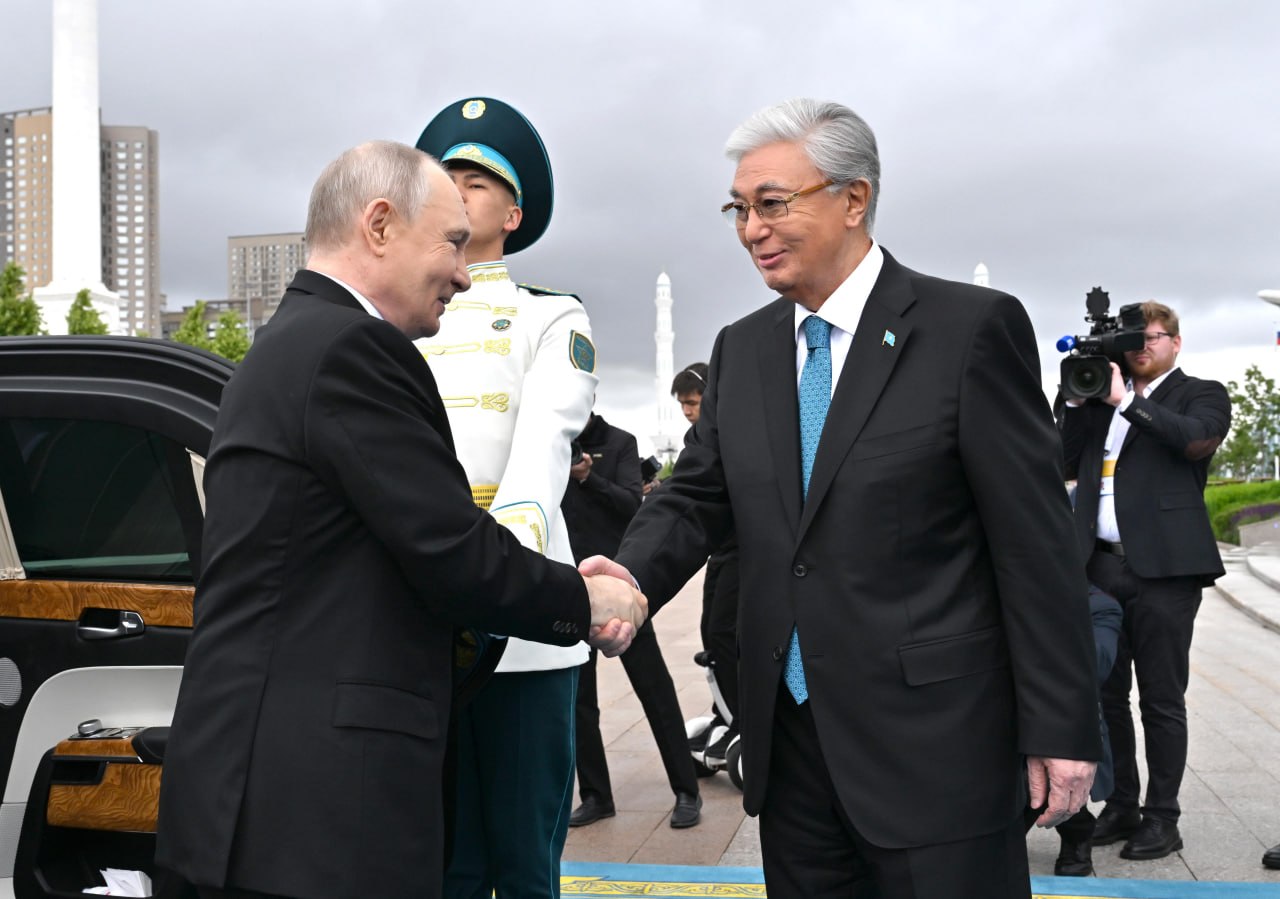 Тәуелсіздік сарайында Владимир Путинді салтанатты қарсы алу рәсімі өтті