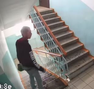 Павлодарда ер адам көпқабатты үйді өртемек болды